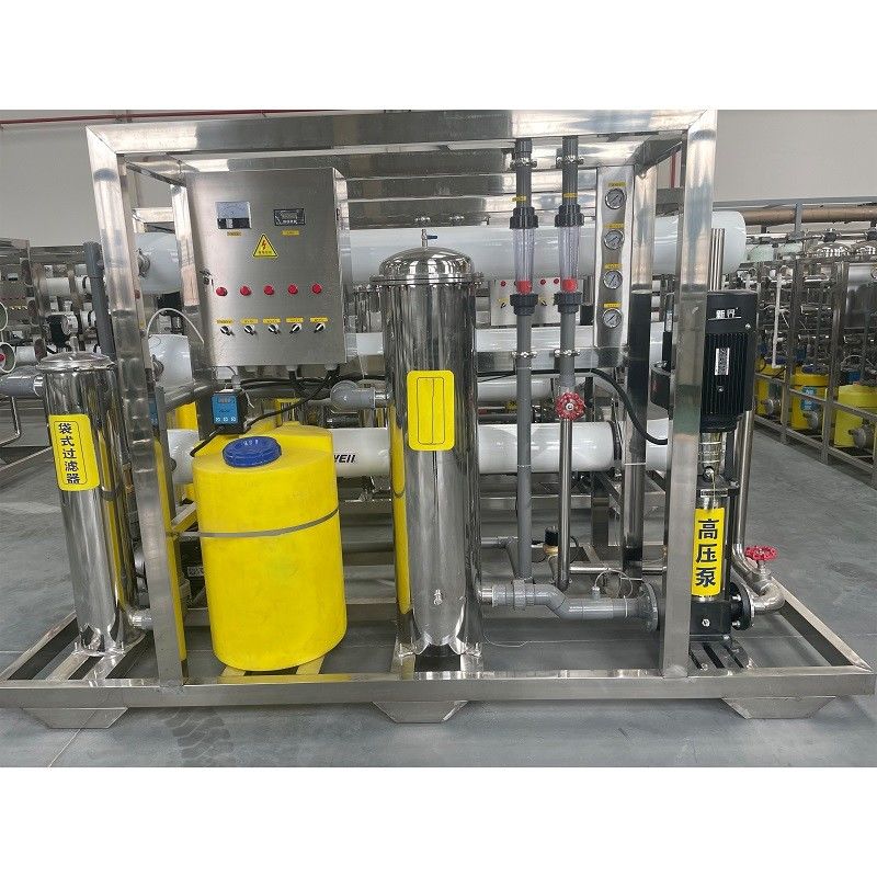Αυτοκίνητο PLC 6m3 ανά ώρα Βιομηχανικό σύστημα καθαρισμού φίλτρου νερού RO για αλμυρό νερό