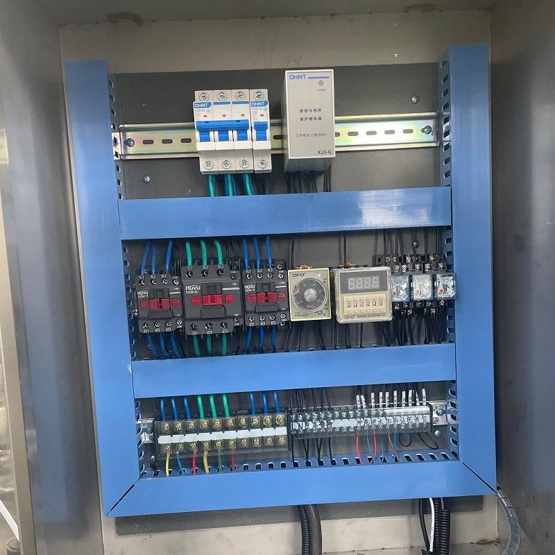 Αυτοκίνητο PLC 6m3 ανά ώρα Βιομηχανικό σύστημα καθαρισμού φίλτρου νερού RO για αλμυρό νερό