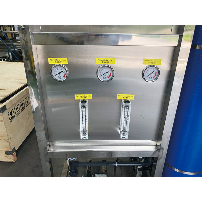 Η θερμοκρασία νερού 10-40C Σύστημα αντίστροφης όσμωσης για την πλήρη επεξεργασία νερού σε γραμμή εμφιάλωσης
